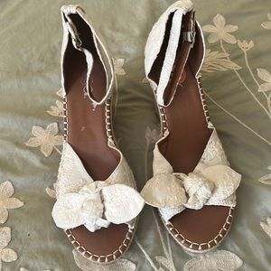 SUGAR white wedge sandal